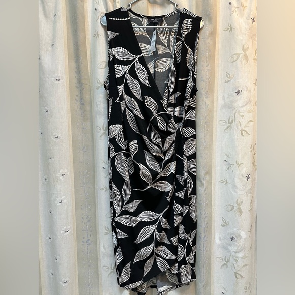 Lane Bryant Plus Size Sleeveless Wrap Tie Dress Size 22/24 Petite NWT - Picture 1 of 5